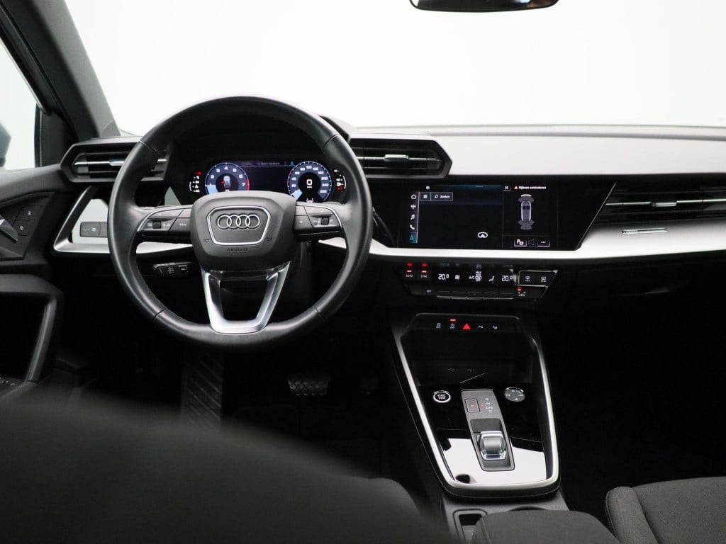 Audi A3 sportback 35 tfsi pro line | automaat | lmv | parkeer sensoren | pa