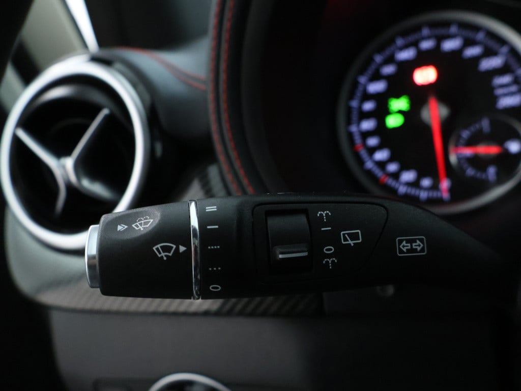 Mercedes-Benz B-Klasse 180 amg night edition plus keyless go | leer | panor