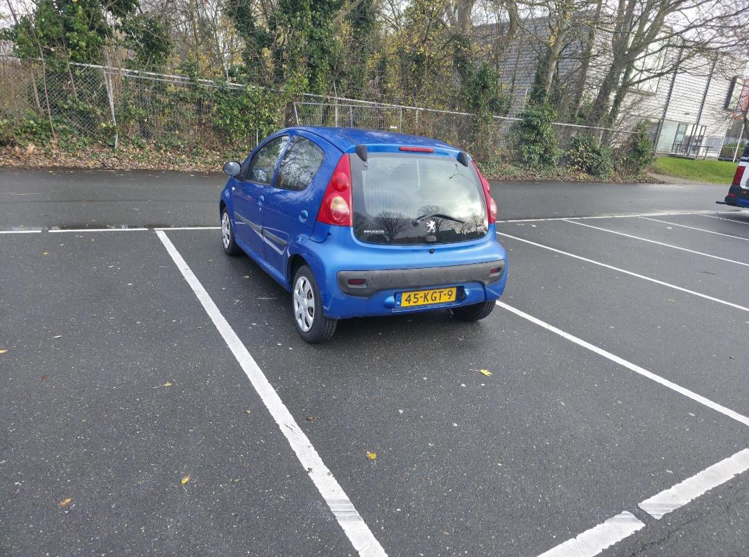 Peugeot 107 5deurs 2009 airco toerenteller