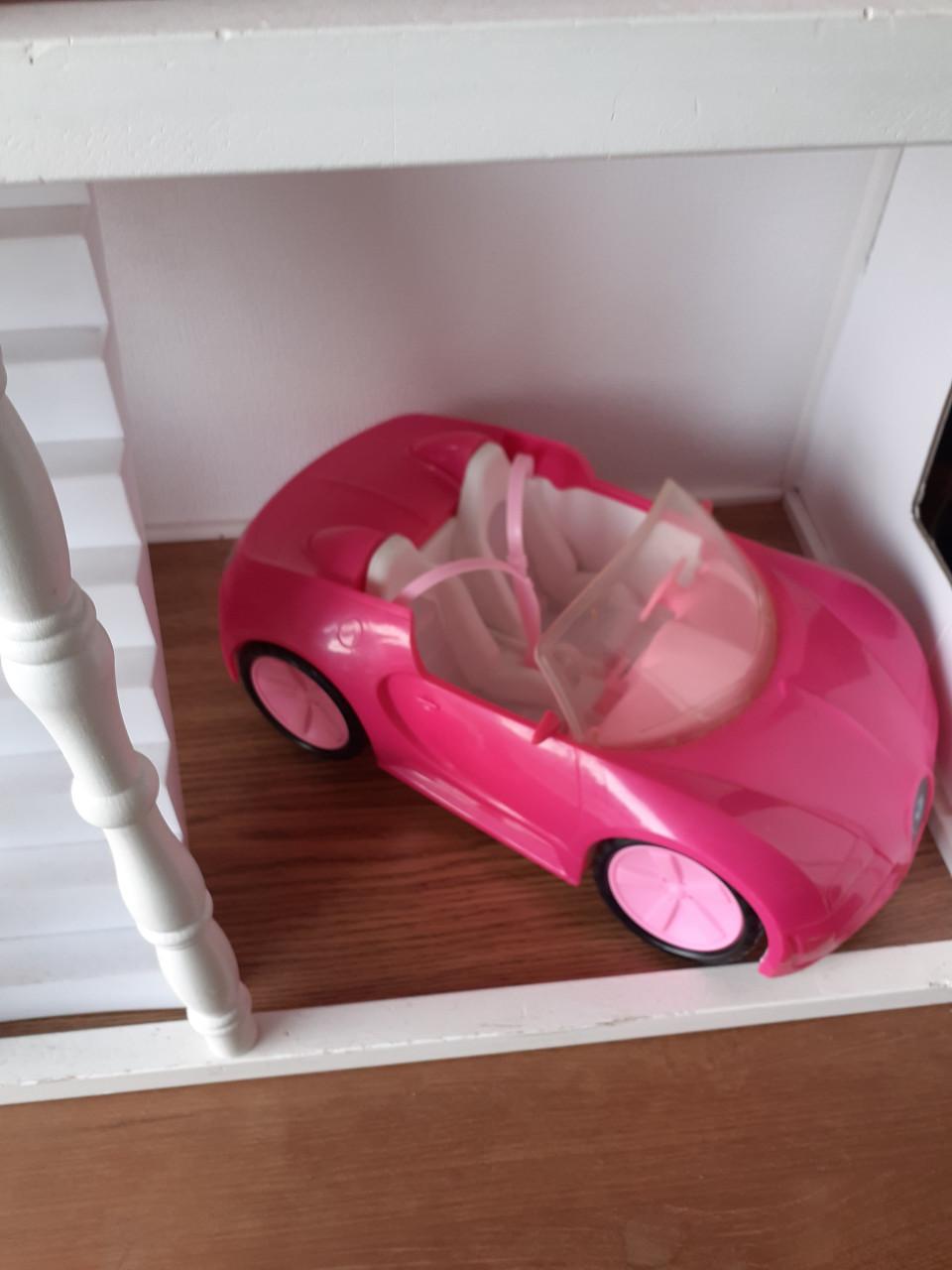 Barbiehuis compleet met spulletjes