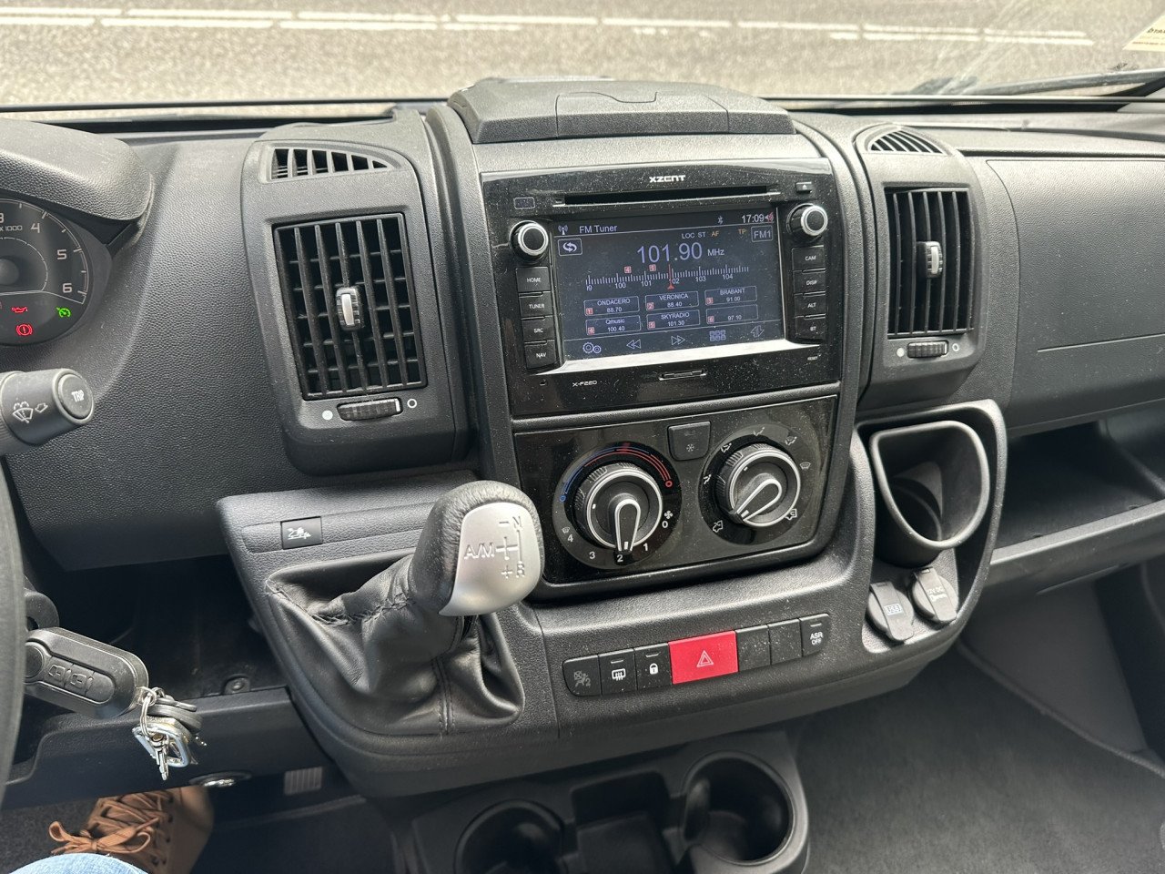 Carado T449 Goldine Edition uit 2018 met slechts 50.800 km