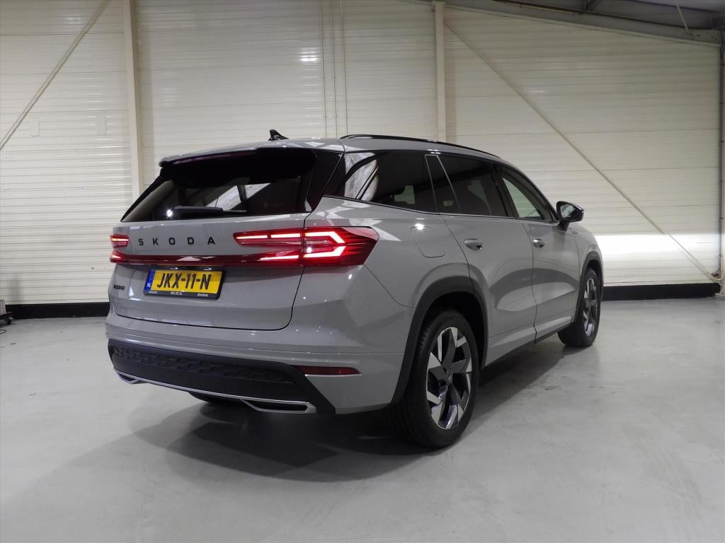 Skoda Kodiaq 1.5 tsi mhev 150pk dsg-7 sportline business 7zits