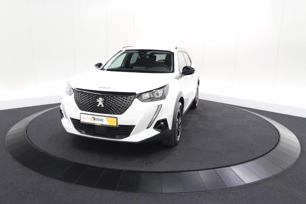Peugeot 2008 puretech 130 eat8 allure pack | camera | parkeersensoren | key