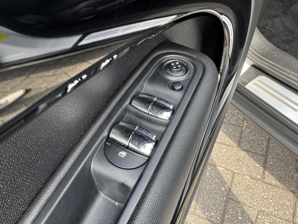 Mini Countryman mini 1.6 cooper | trekhaak | climate control | stoelverwarm