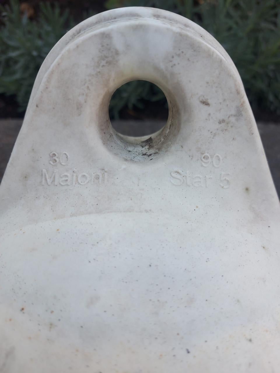 Twee Maioni stootwillen / Fenders te koop.