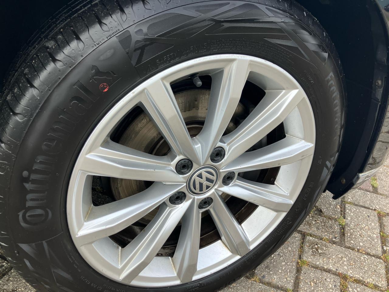 VOLKSWAGEN PASSAT | 2017