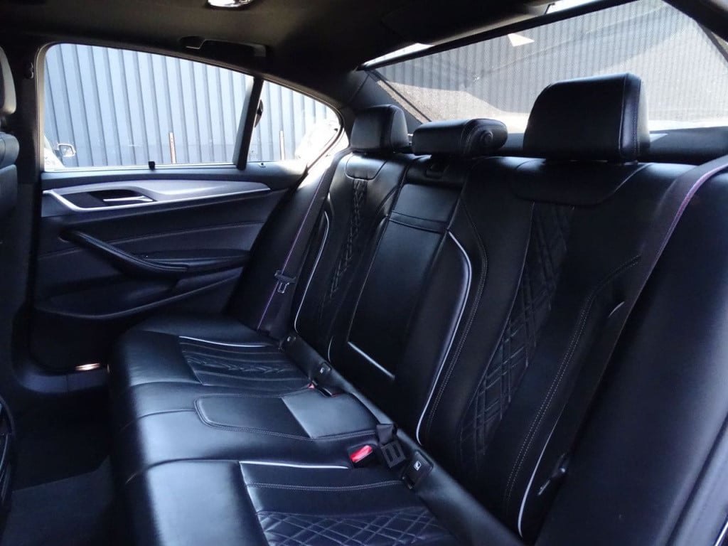 BMW 5 Serie 530e iperformance high executive edition