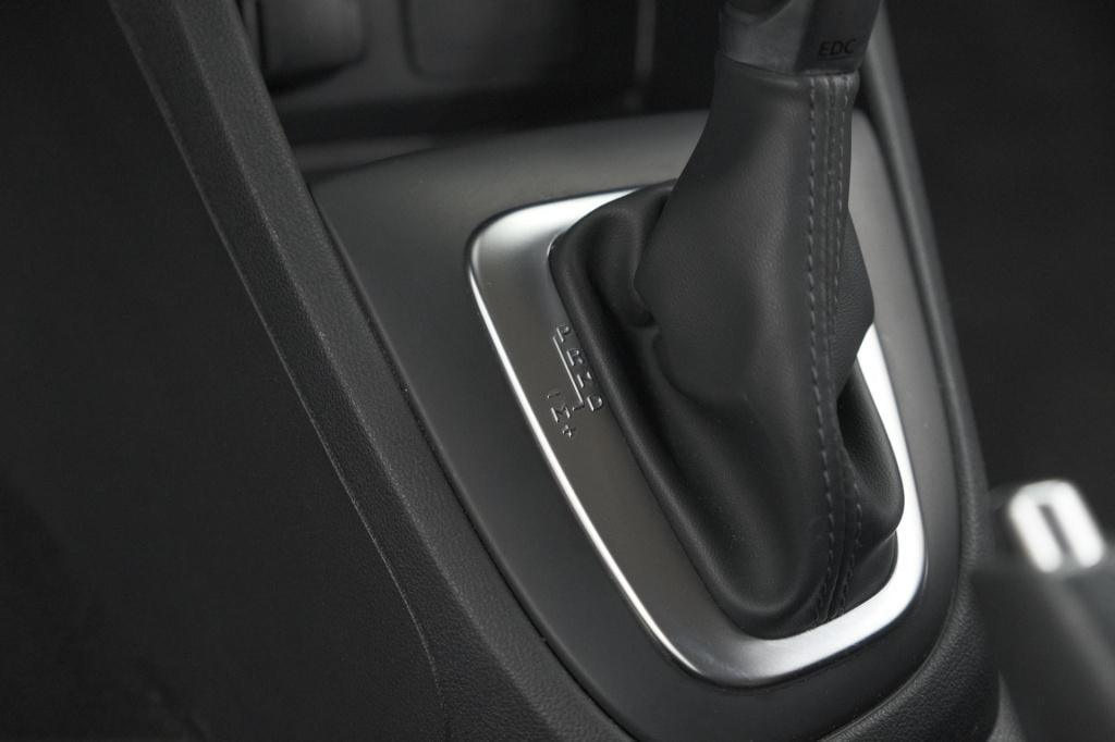 Renault Captur tce 120 edc intens | camera | stoelverwarming | navigatie | 