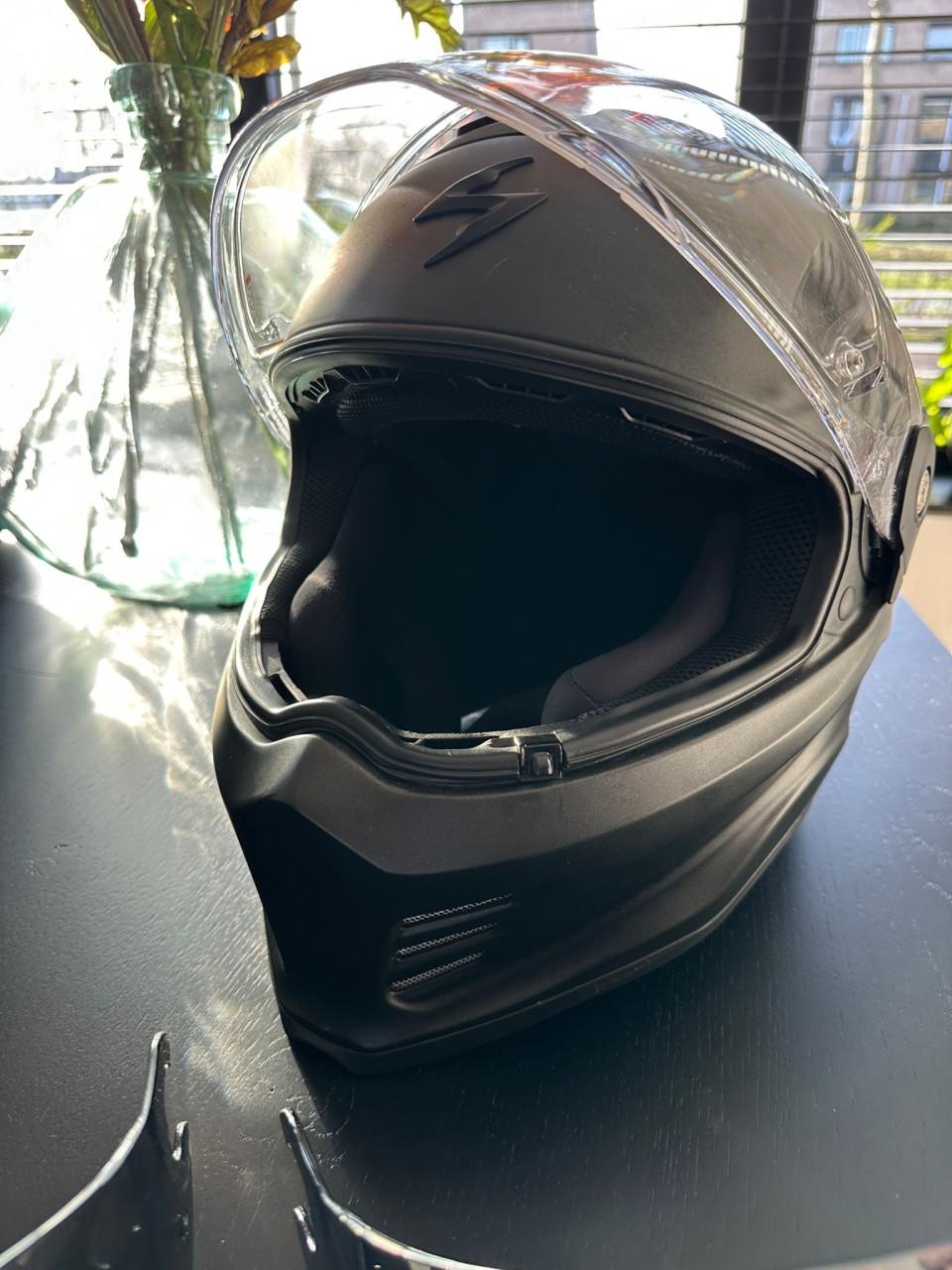 Motorhelm Scorpion Covert FX