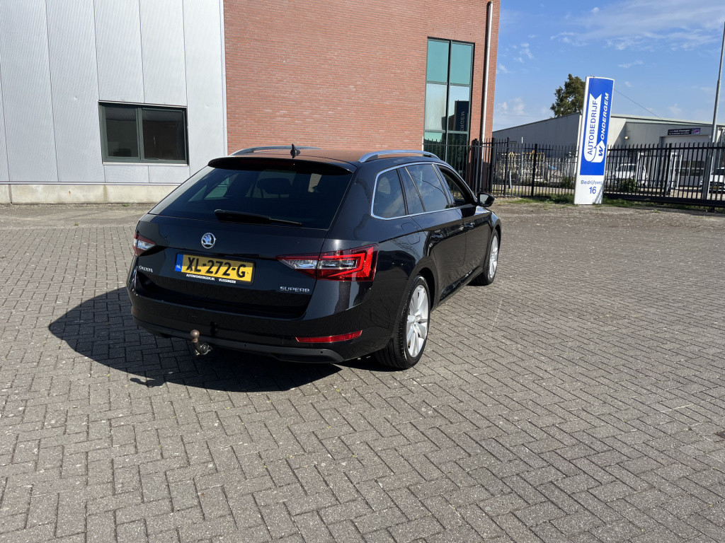 Skoda Superb combi 1.4 tsi act style business
