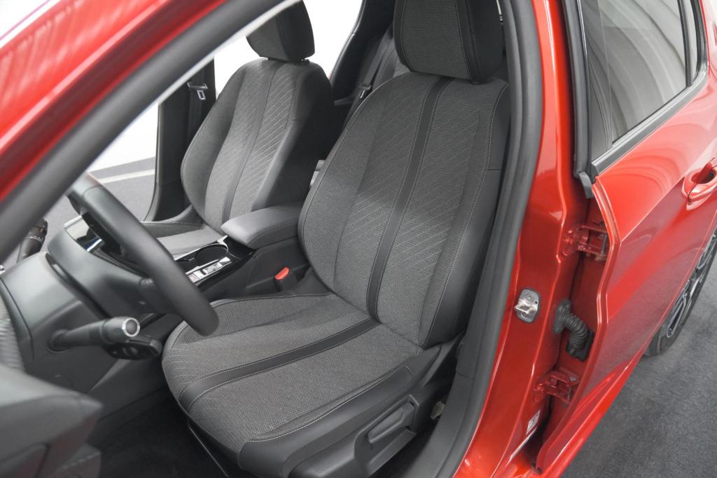 Peugeot 208 puretech 100 allure | camera | navigatie | parkeersensoren | ap