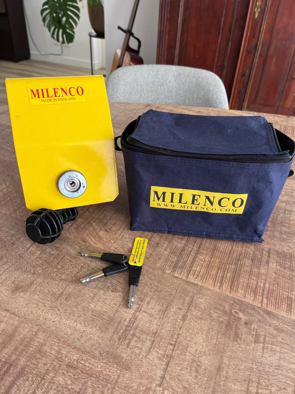 Milenco AL-KO 3004 koppelingsslot,  compleet met 3 sleutels en opbergtas