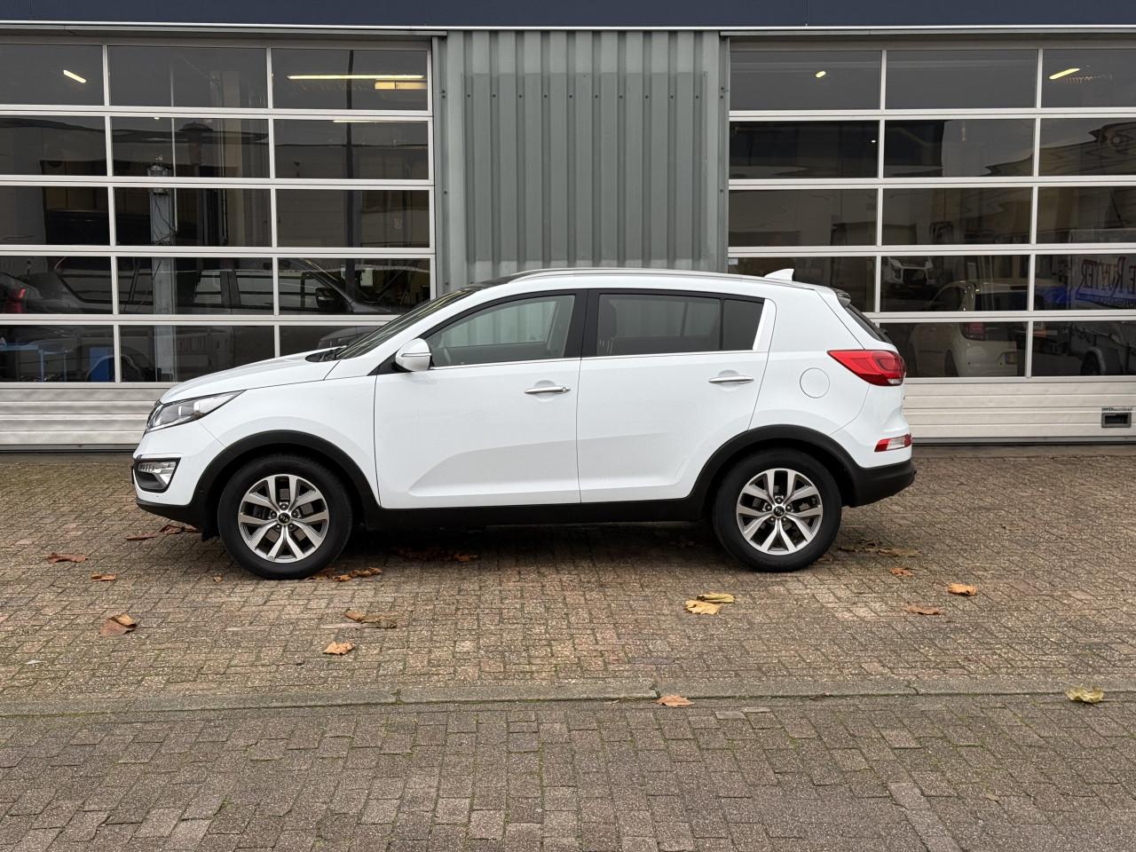 Kia Sportage - 1.6 GDI DynamicLine | Pano | Stuurverwarming|Trekhaak