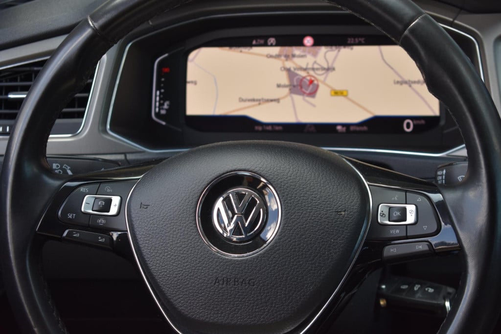 Volkswagen T-roc 1.0 tsi | virtual cockpit | trekhaak | apple carplay | and