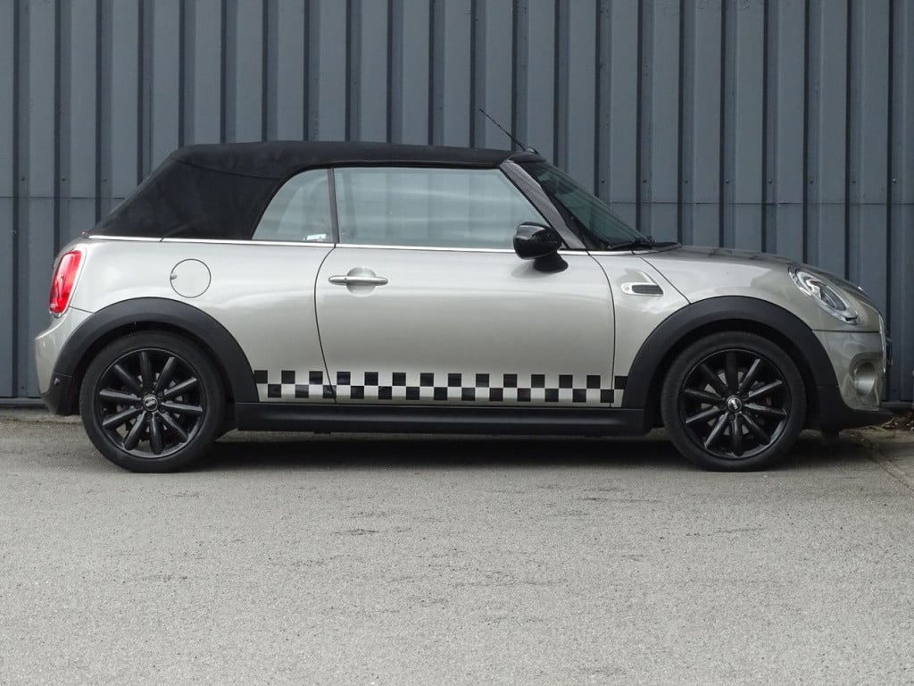 Mini Cooper Cabrio mini 1.5 chili serious business | cabriolet | led | lede