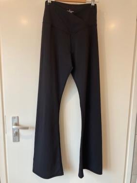 Flared sportlegging voor ballet, dans of yoga, maat medium, effen zwart