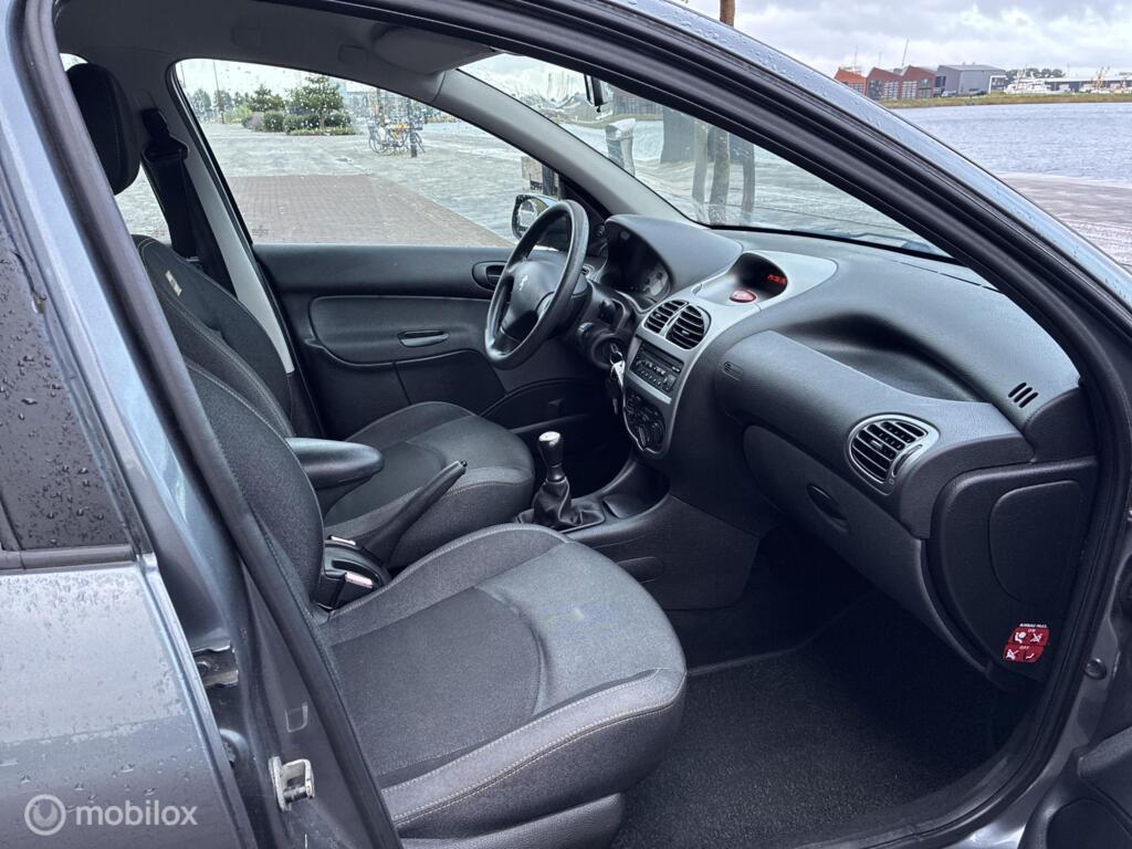 Peugeot 206 1.4 Génération Airco km154.750 5Deurs BJ2008