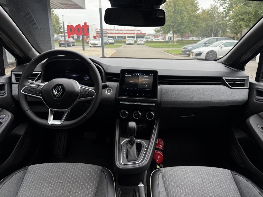 Renault Clio 1.6 e-tech full hybrid 145 evolution