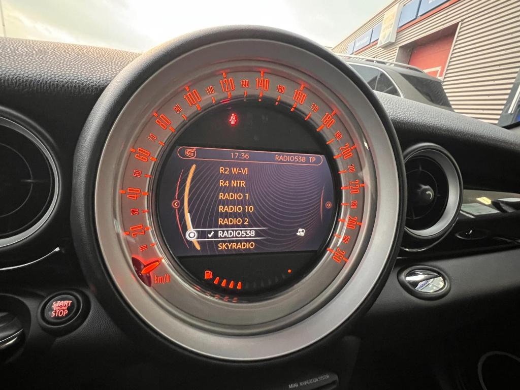 Mini Cooper mini 1.6 10 years ii, navigatie, leer, lm velgen enz...