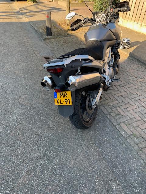 Suzuki v-strom 1000