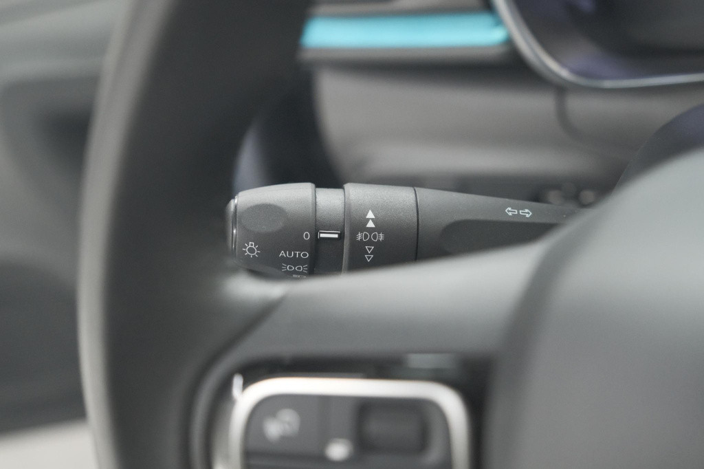 Citroen C3 puretech 110 shine | camera | navigatie | apple carplay | parkee
