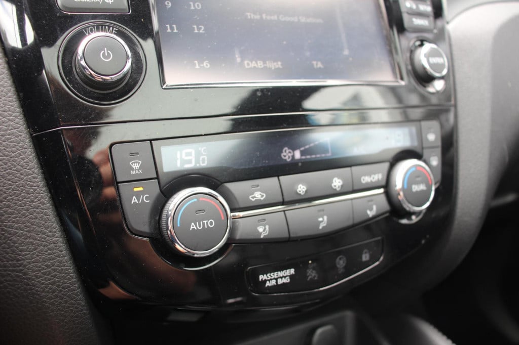 Nissan Qashqai 1.6 tekna + - pano - leder - bose - trekhaak - dab - led - s