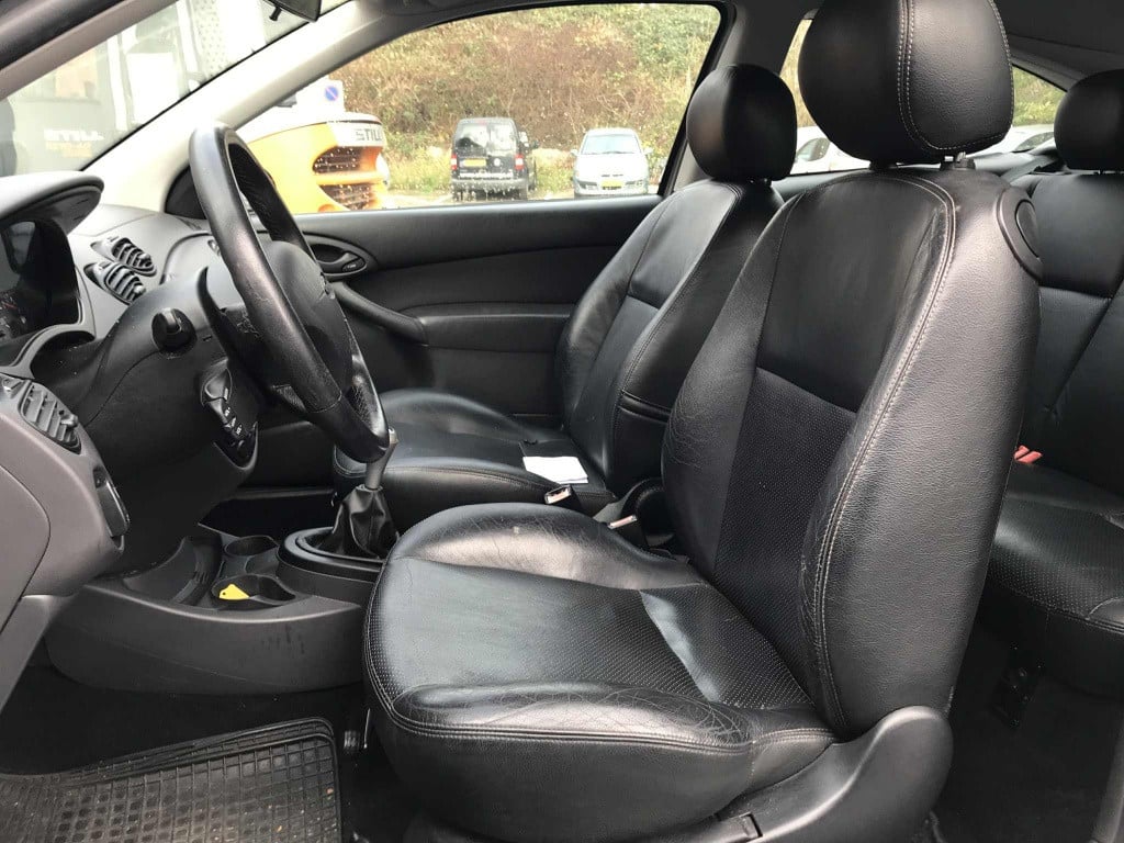 Ford Focus 1.6-16v futura