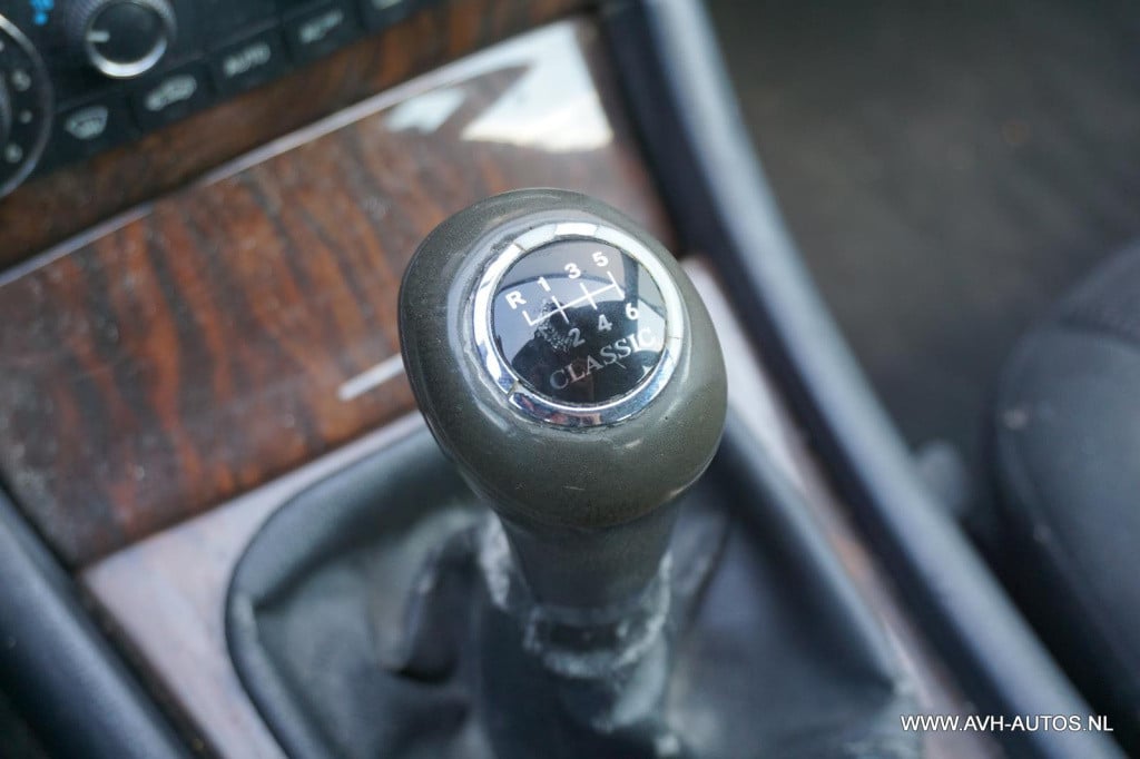 Mercedes-Benz C-Klasse 180 k. classic