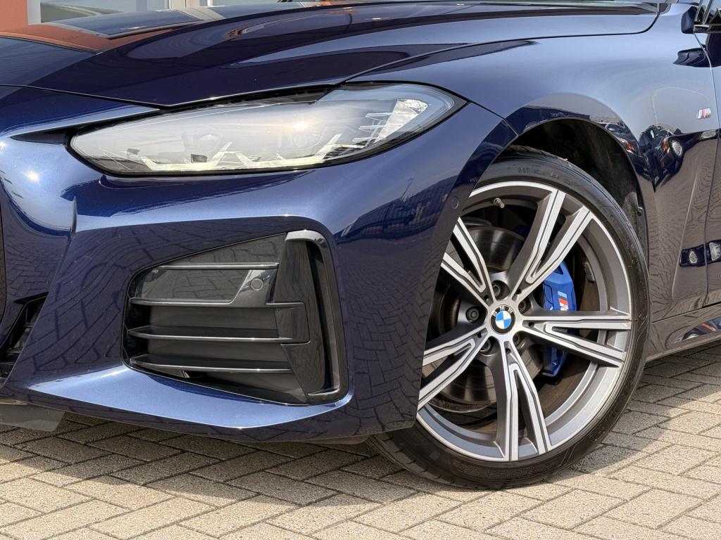 BMW 4 Serie cabrio m440i xdrive | head-up | harman/kardon | leder | 360 cam