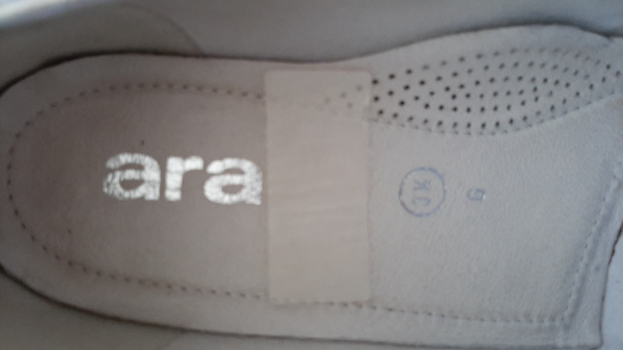 ARA maat 3½ zilverkleurige lederen loafers