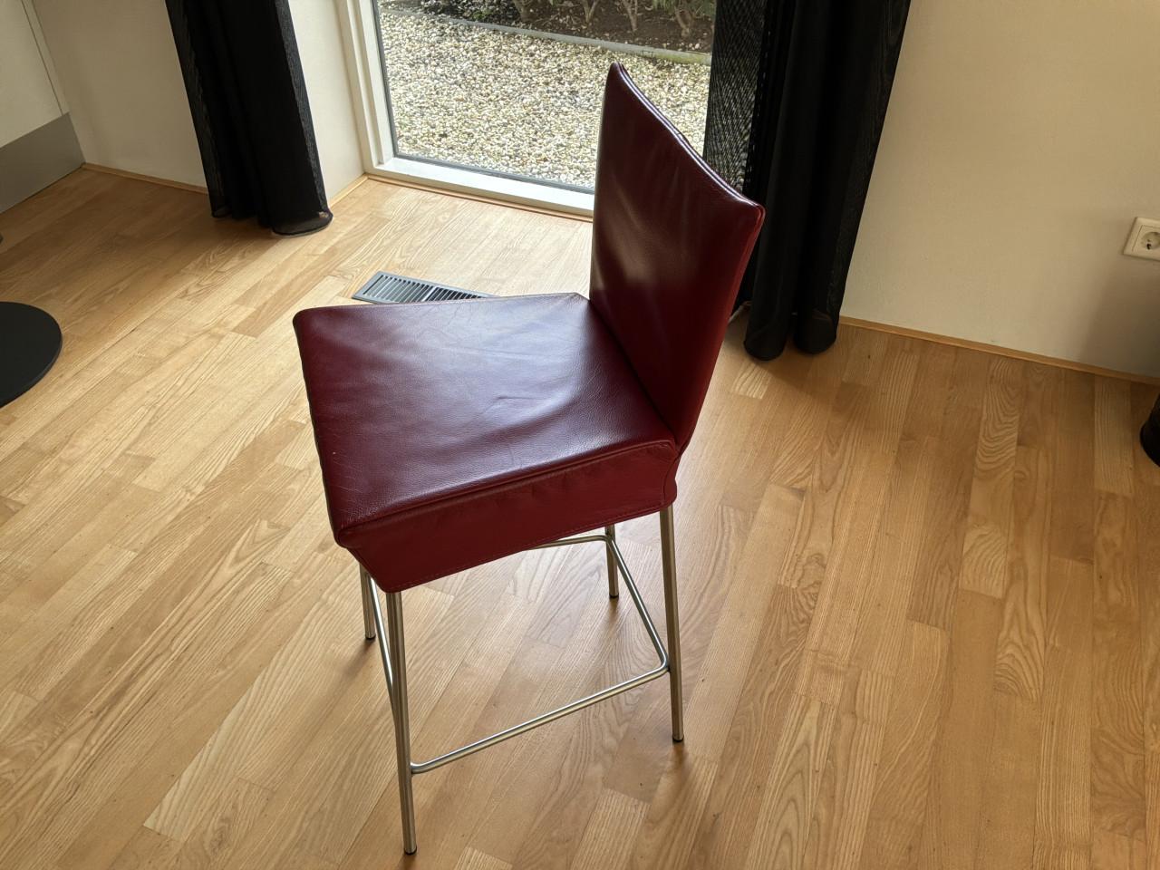 Label, 3 st barstoelen