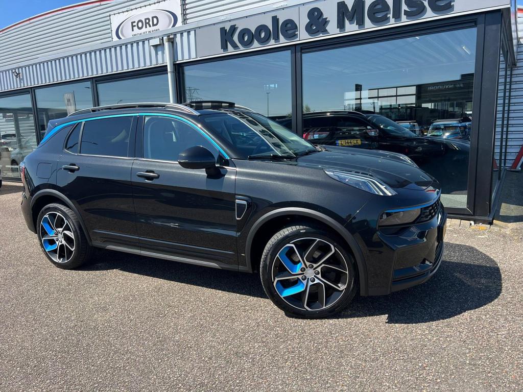 Lynk & Co 01 1.5261pk plug in hybrid 7dcth , panodak , adaptive cc , carpla