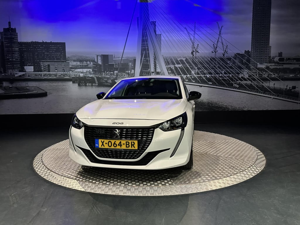 Peugeot 208 1.2 puretech allure pack *camera*keyless*appconnect*