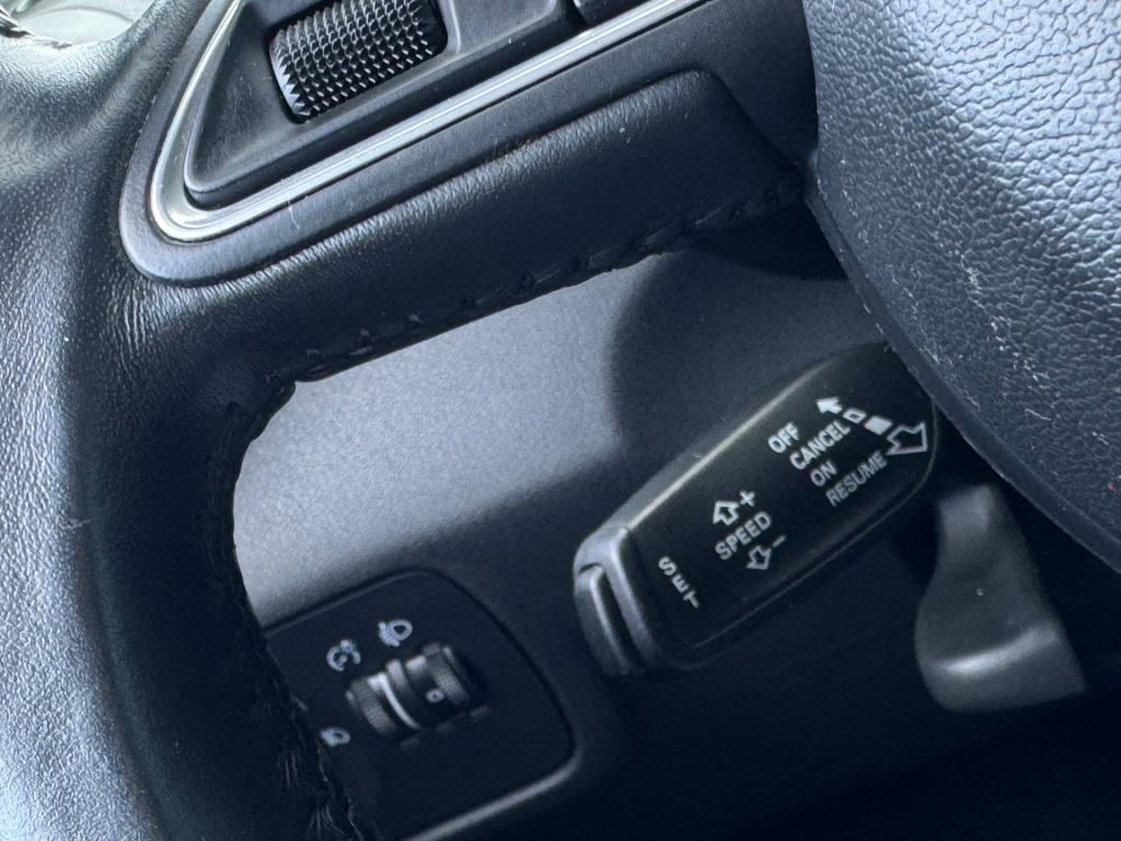 Audi A1 Sportback 1.0 tfsi s-line * nap * cruise control * 17 inch