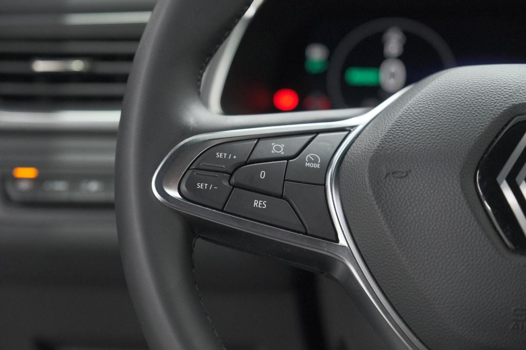 Renault Captur 1.6 e-tech full hybrid 145 techno | camera | navigatie | app