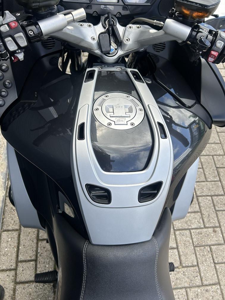 ***VERKOCHT*** BMW R1200RT uit 2010, 84dkm, full-option!  rijklaar €5850.-