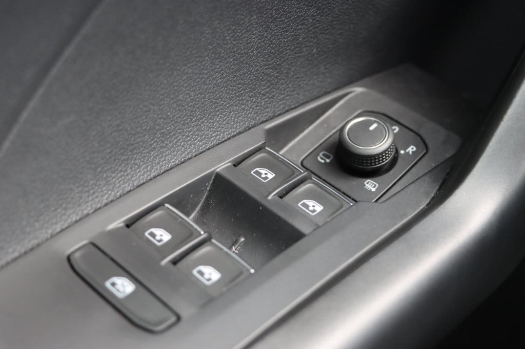 Volkswagen T-cross 1.0 tsi style