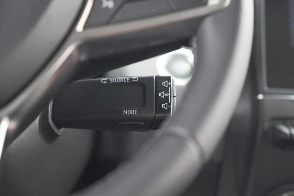 Renault Clio tce 90 gpf evolution | camera | navigatie | apple carplay | pa