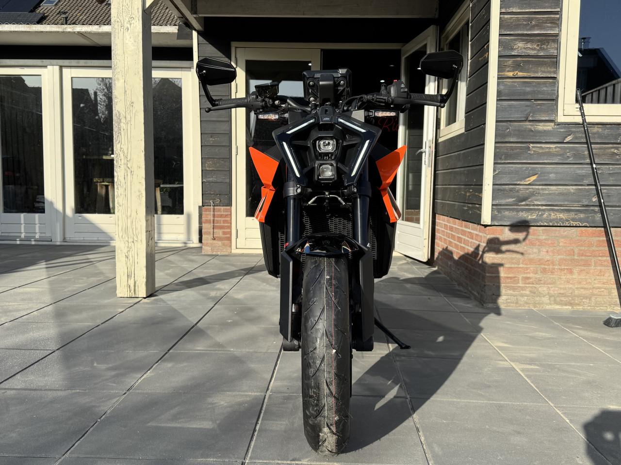 KTM Duke 990 | Nieuwstaat | Garantie | Techpack