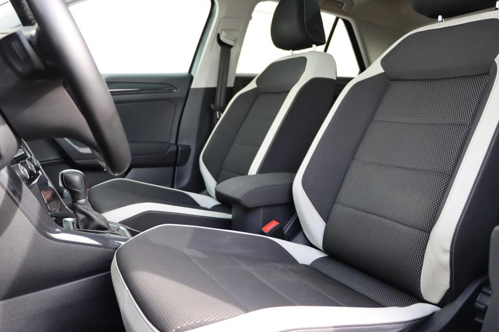 Volkswagen T-roc 1.5 tsi sport 150pk dsg7