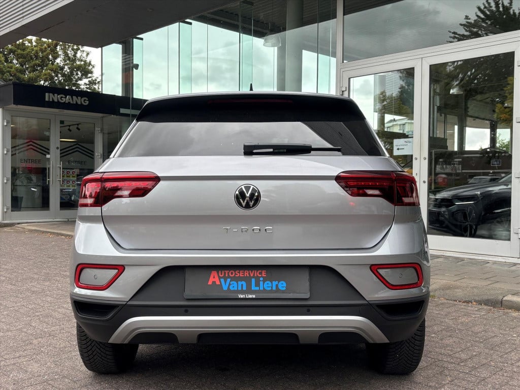 Volkswagen T-roc 1.0 tsi 110pk life| carplay| autom inparkeren|led| rijklaa