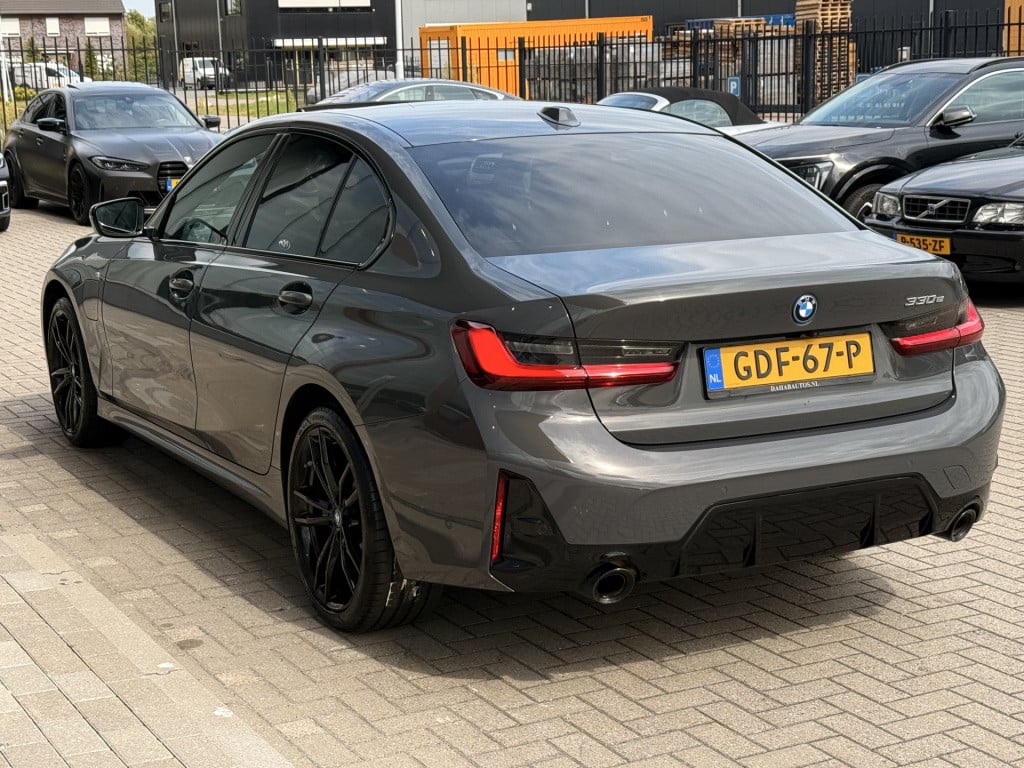 BMW 3-serie 330e | m-sport | harman kardon | pano | cruise | stoelverwarmin