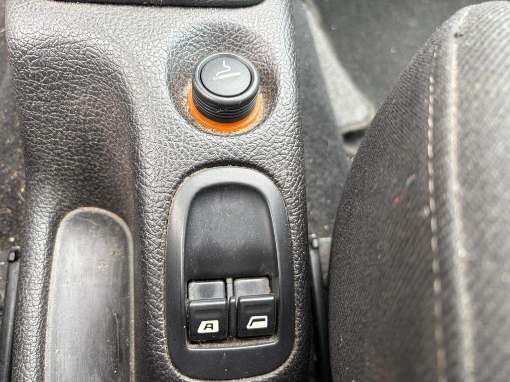 Peugeot 206 1.4 xs/inruilkoopje/apk tot december 2026/beginnersauto/