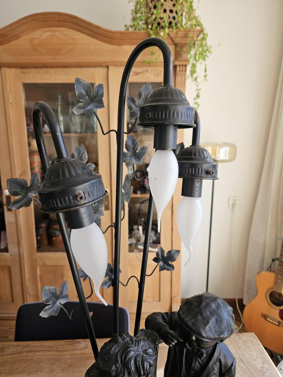 Prachtige Tafellamp 'De Jonge Geliefden' Moreau, Art Nouveau