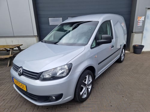 TE KOOP VOLKSWAGEN CADDY 1.6 TDI BMT EURO 5 MET TREKHAAK EN AIRCO
