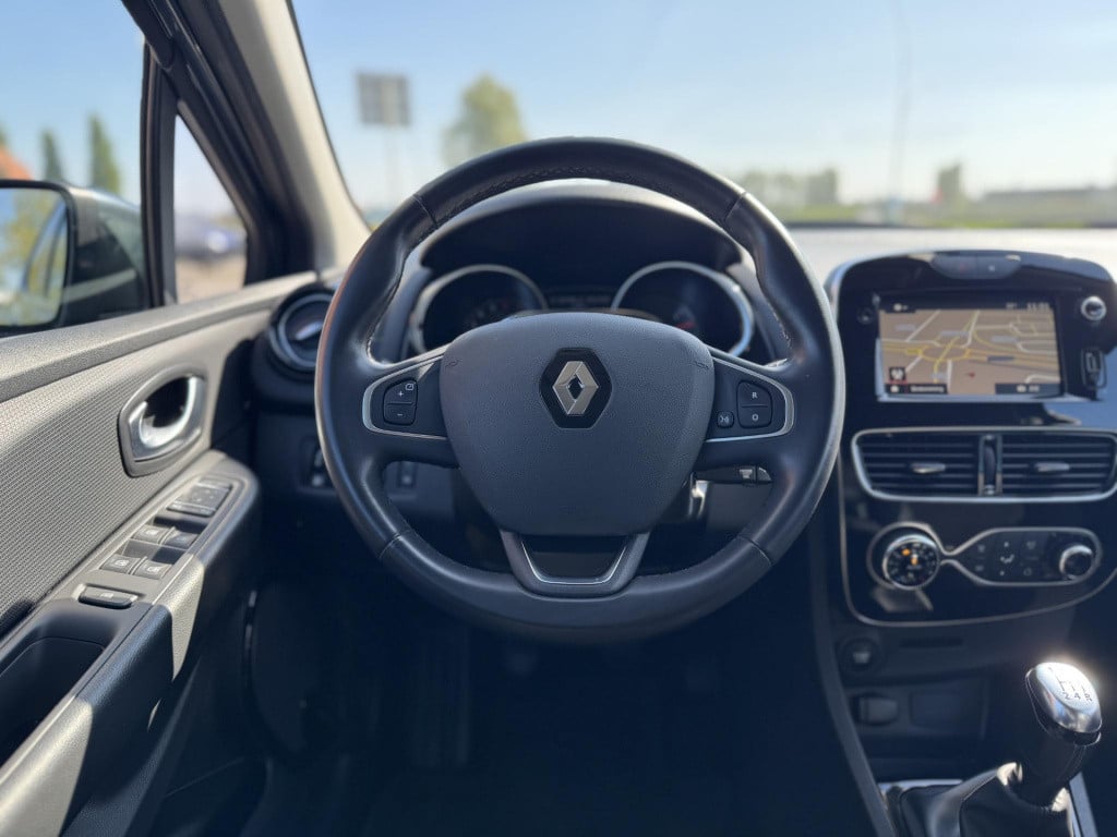 Renault Clio 0.9 tce intens | navigatie | led koplampen | keyless entry | c