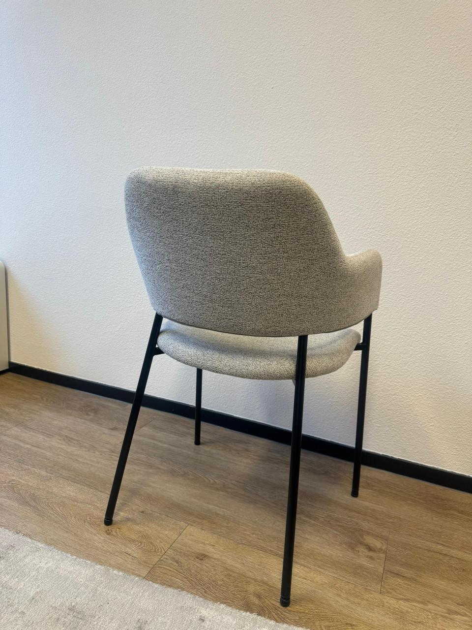 Stijlvolle stoelen 2 stuks Zo goed als nieuw