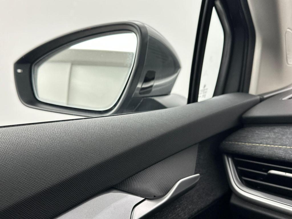 Skoda Elroq business edition tour elektromotor 150 kw / 204 pk