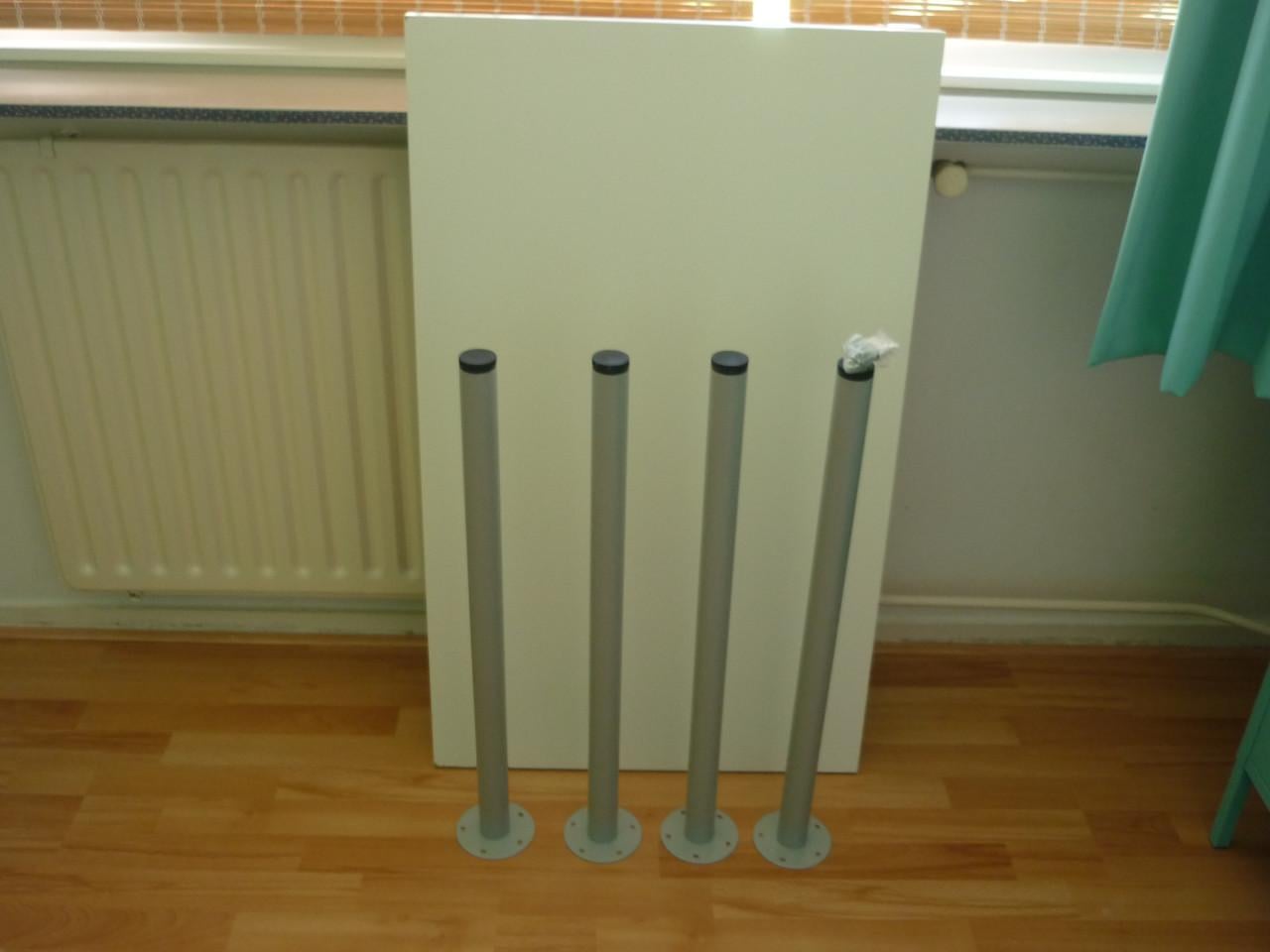 KEUKENTAFEL