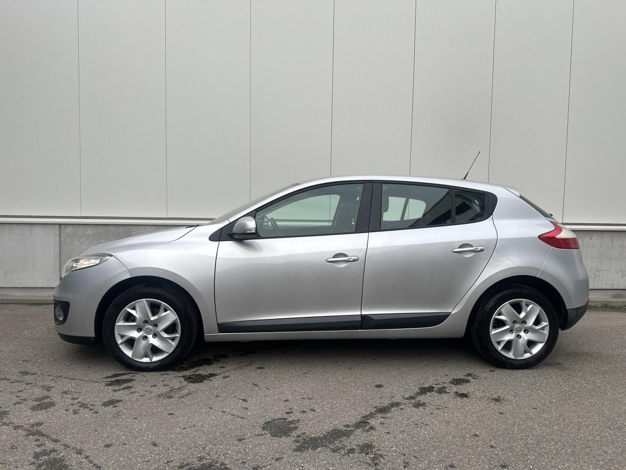 Renault Megane, 1.5 dCi Collection - AUTOMAAT / Climate / Navi / Cruise